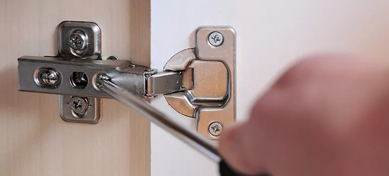Creaky Door Hinges Fix in Welland, ON