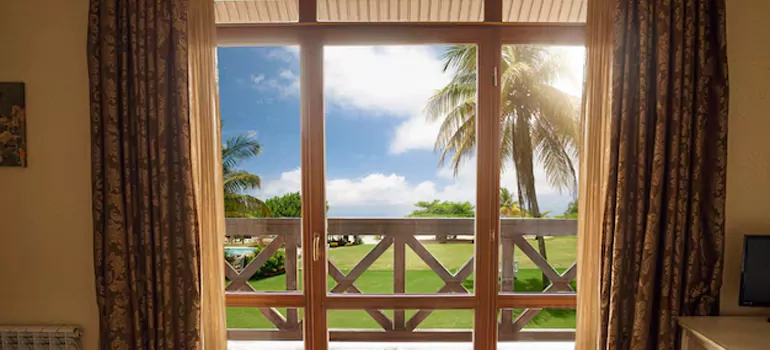 Residential Garden Window Enclosure Repair in Welland, Ontario