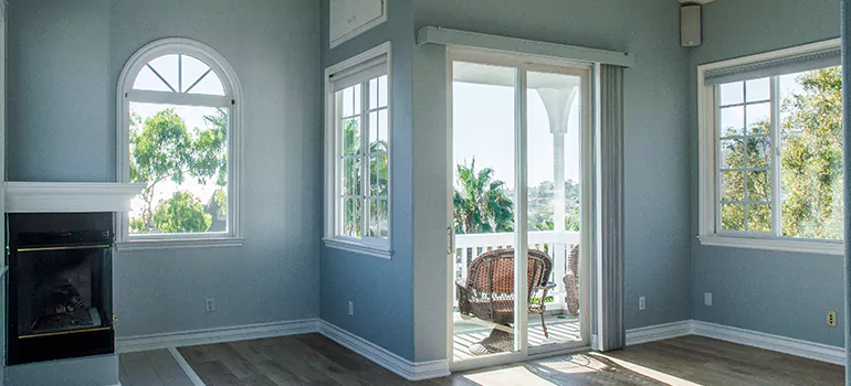 Tempered Glass Sliding Door inWelland, Ontario
