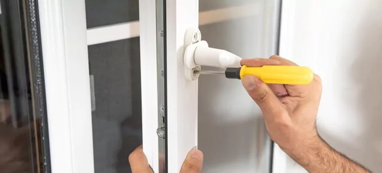 Casement Window Handle Replacement in Welland, ON