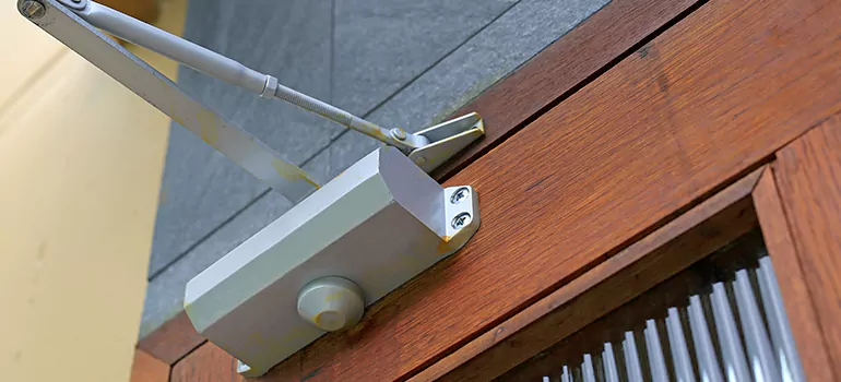 Electric Garage Door Opener Installation in Welland, Ontario